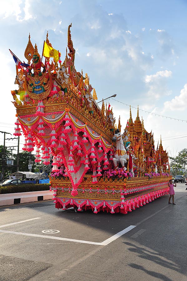  ที่เห็นสวยอยู่นี่ใช้เวลาประกอบนาน