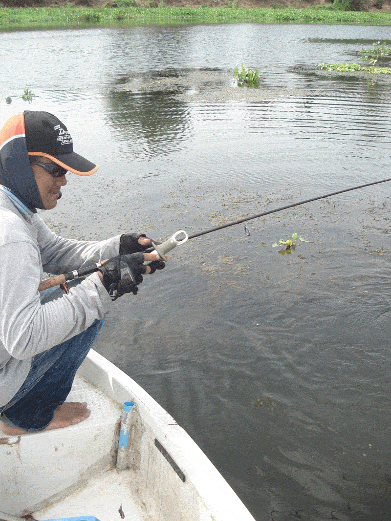 พอลงเรือสักพัก พี่ต๋องก็เจอก่อนเลยครับ :grin: :grin:


