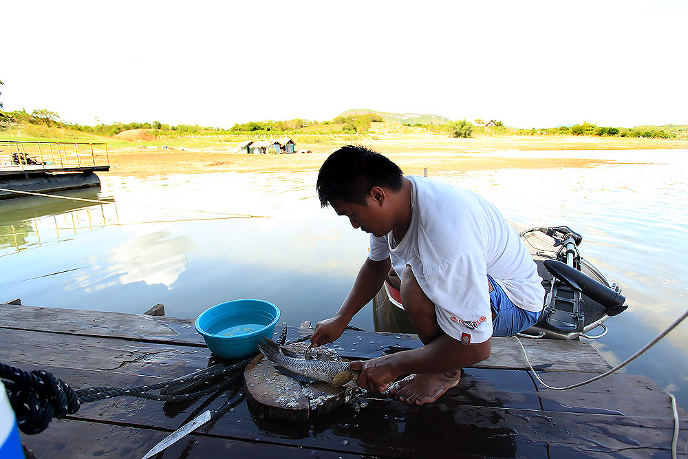 "ขอดเกล็ดแล้วด้วย"

"จริงดิ หัวขาดแล้วมันยังแถไปได้เลย" :grin:

แล้วเพื่อนๆ รู้มั๊ยเกิดอะไรข