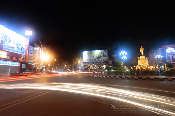  :smile: หัดถ่าย ชัตเตอร์ บี ครับ...แนะนำด้วยครับ 
ใช้ canon 500d + sigma 10-20   iso 100  shutter 