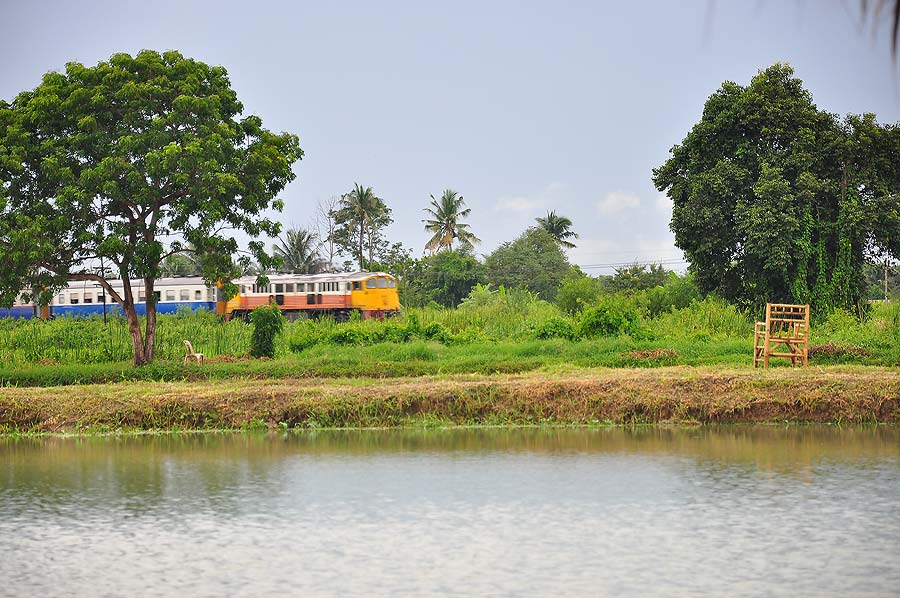 มีรถไฟด้วยอ่ะ :grin: