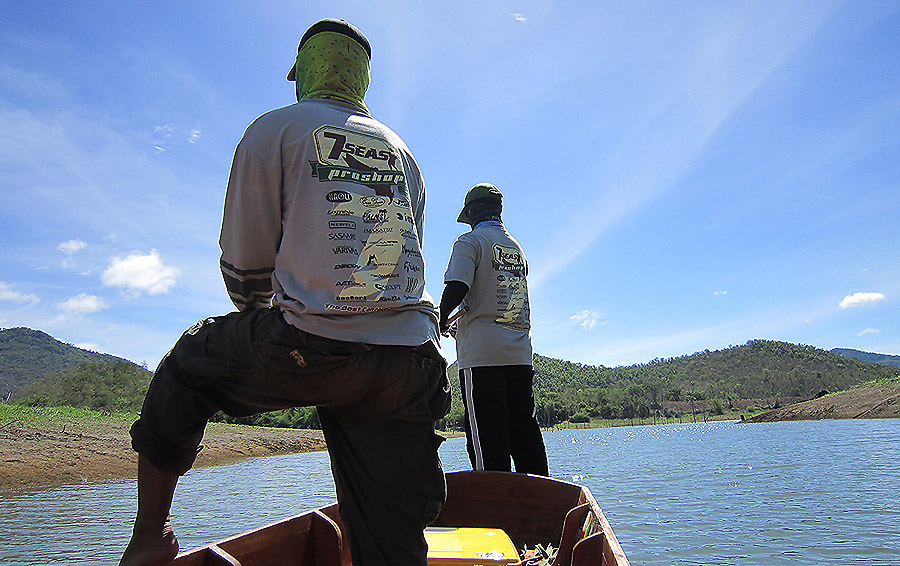 ภาพต่อไปนี้ของเรือน้าเอมะนาว