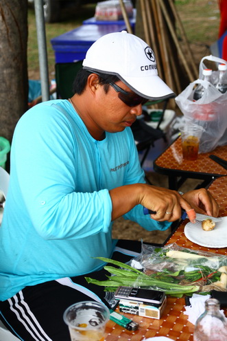  [b]โปรไข่เค็ม งานนี้ ตกแบบสบายๆ ได้เวลาก็ทำกับแกล้มให้กิน สุดยอดครับ [/b] :cheer: