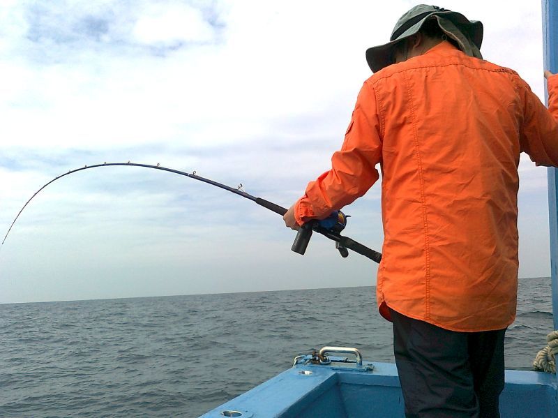 บอสคิมูระ อัดปลาแบบสบายไม่เหนื่อย

เพราะใช้รอกไฟฟ้าแบบไร้สายเป็นถ่านเสียบใต้รอก (สบายจริงๆ)

 :l