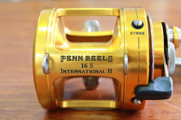 สว่นตัวนี้เป็นรอกใช้งานครับ (แต่ยังไม่เคยใช้เลย)
Penn International II 16S
เหมาะที่สุดในขณะนี้สำหร
