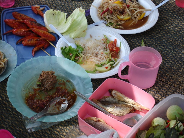 อาหาร ที่คนไทย รู้จักกันดี :umh: