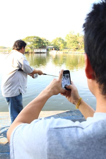 น้าเอฟ ถ่ายทำและถ่ายทอดสดๆผ่าน Facebook แหมอินเทรนด์กันเหลือเกิน