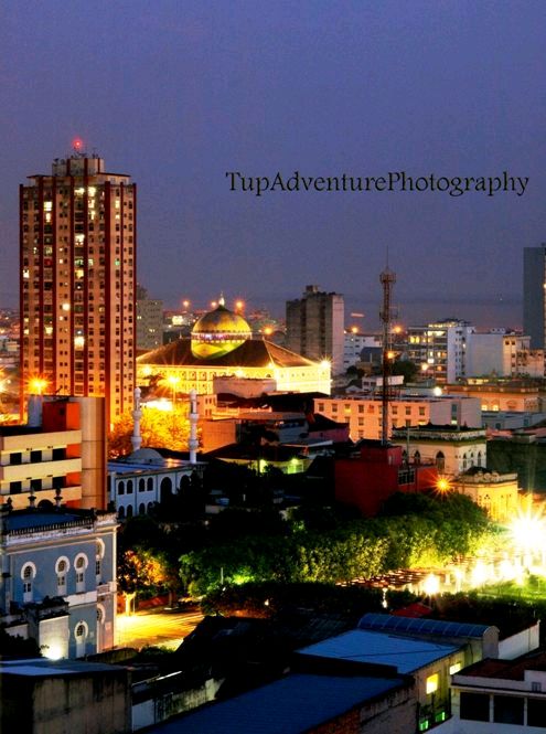 จบด้วยภาพนี้ละกันครับเมือง Manaus ติดกับแม่น้ำอเมซอน เมืองหลวงแห่งลุ่มน้ำนี้ World Cup 2014 ที่บราซิ