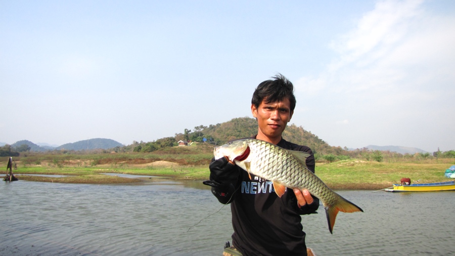 ขอแสดงความเสียใจกับลูกสาวน้าเทพครับ