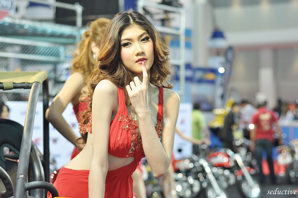 Bangkok Motor Show 2011 ฉบับ Pretty ของผมบ้างครับ