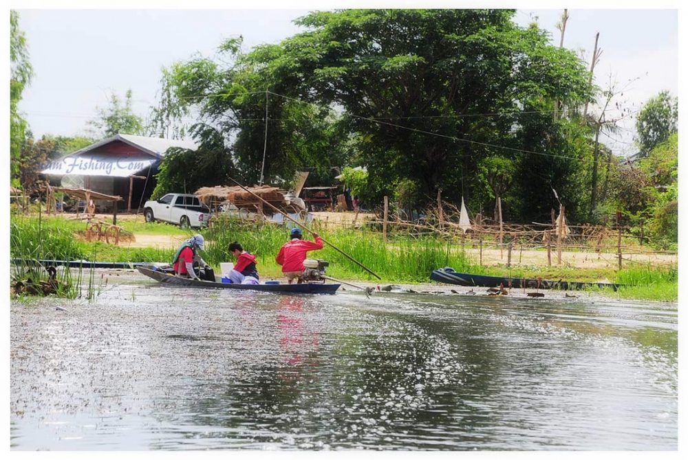 ถึงท้ายสุด  ตอนสุดท้าย  ใคร่ขอลา          ต่างเมื่อยล้า  ขาขบ  รบไม่ไหว

แต่ยอมรับ  มีรสชาด  ไม่เห