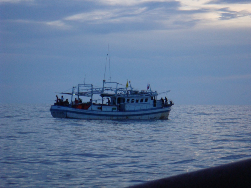 เรือเพือนนักตกปลาด้วยกันครับไต๋สมชาย
