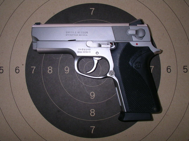 SMITH & WESSON  4516-1  :cool: :cool: :cool: :cool: