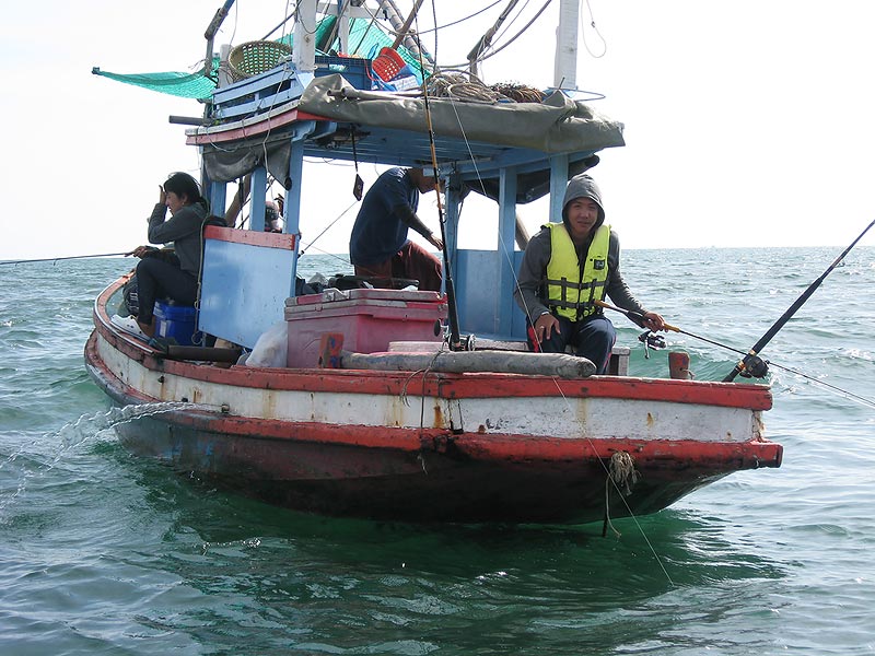 สู้เขามูซาชิ  ตราบใดที่สายยังอยู่ในน้ำตราบนั้นยังมีหวัง สู้ว๊อยๆเอาใจช่วย :grin: