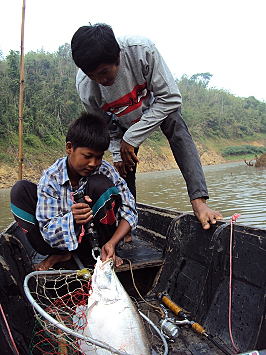 นายท้ายเรือทั้ง 2จุดเริ่มต้นแห่งคว