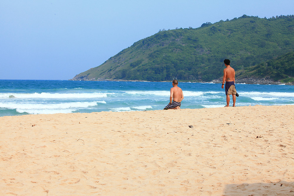  :love: :love: การแข่งขันจัดขึ้นที่บริเวณหาดในหาร จังหวัดภูเก็ต วันนี้ท้องฟ้าไม่ค่อยเป็นใจสักเท่าไหร