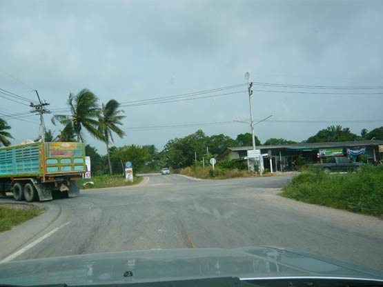 เจอ4 แยกให้ตรงไปครับ