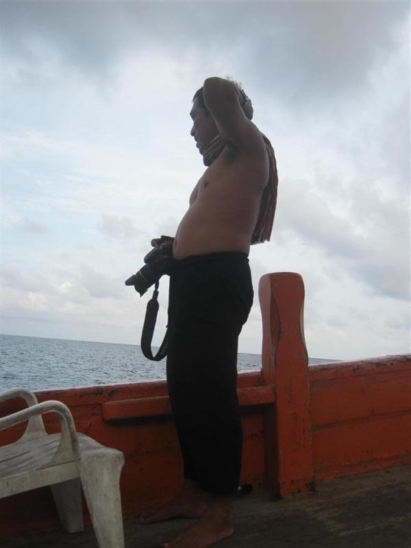 ตากล้องผ้มก็ไม่เก็บรูปเลยลงเรือได้กะตาเบิร์ดทำความรุจักเพื่อนๆแถมไต๋ซะหมดไปถาดเลยนะ :laughing: