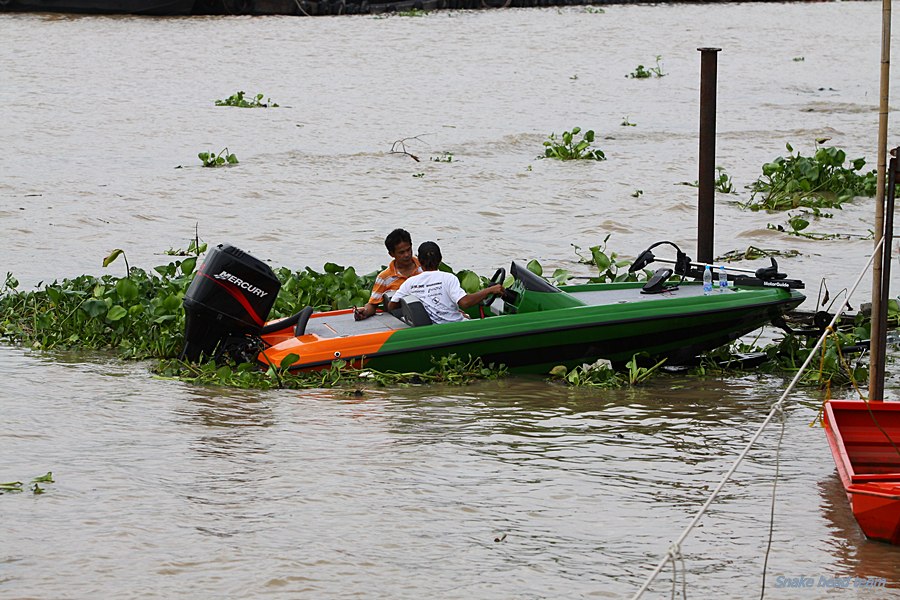                                                                ให้คนทำเรือ เค้าไปลองให้ครับ