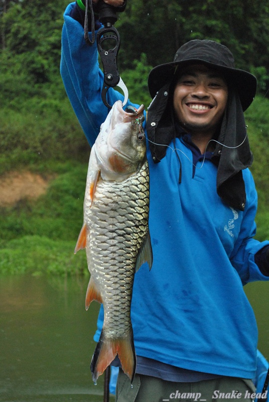 ยิ้มไม่หุบเลยนะพี่      :laughing: :laughing: :laughing: