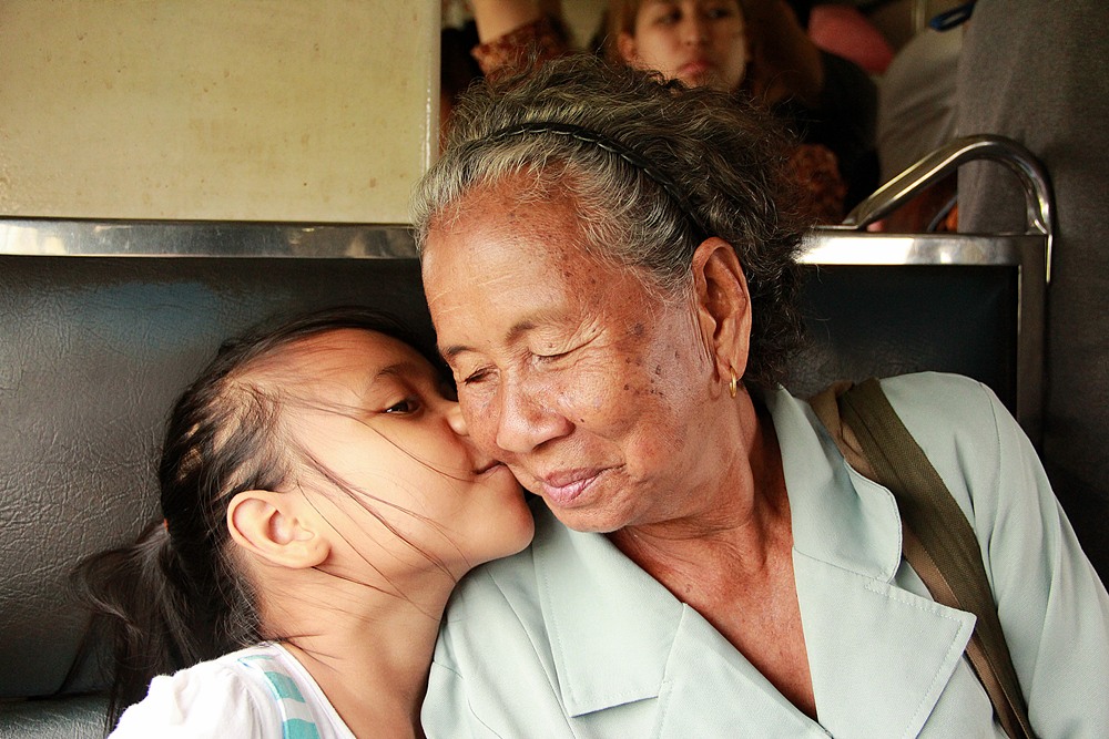 ขึ้นรถไฟฟรี ไปตีขแมร์