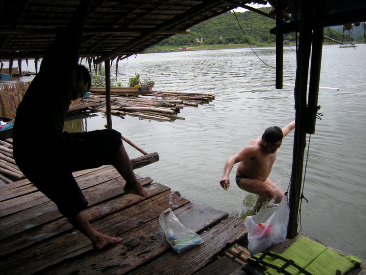 ขออนุญาติอีกภาพครับ