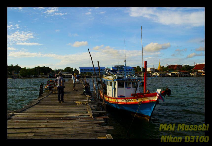 เตรียมพร้อม...

วันนี้เราไปเรือไต๋สมชาย 

แต่ออกไปกับลุงเผือก(ไต๋เผือก)ครับ

 :smile: :smile: 