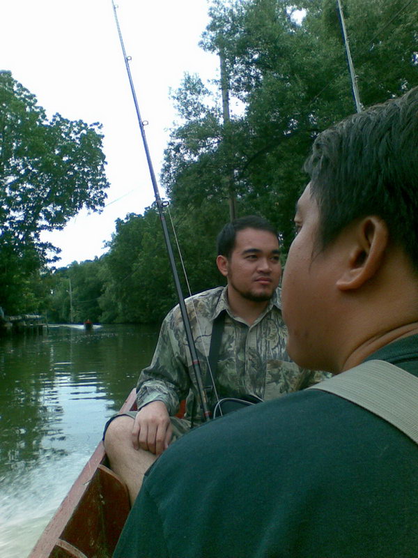 เรือลำใหญ่นั่งสบายๆ คิดไว้แล้วววมากับก๊วนนี้ไม่มีเหนื่อย.... :kiss: :kiss: :kiss: :kiss: