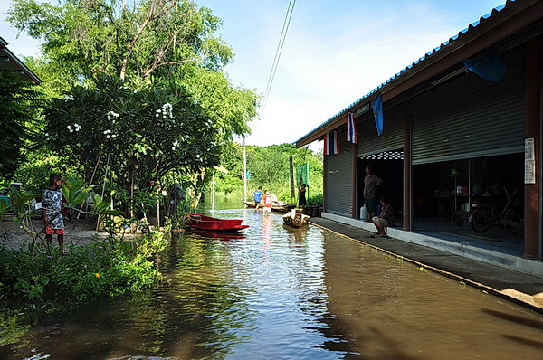 *** เตรียมตัวลงเรือ ***