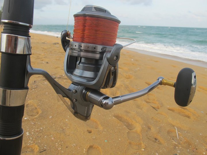 รอก Shimano Fligen TD  SURF   สุดยอดของ Shimano  หมุ่นนิ่ม ลื่น ติดปลาแทบไม่รู้สึกเลย