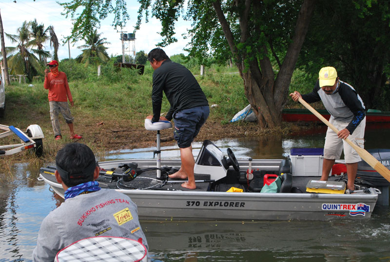 


เรือใหม่..ไต๋ใหม่....นักกีฬาเก่า....ดูวุ่นวาย...นะเนี่ย..ท่านหัวหน้า....เอิ๊กๆๆๆๆๆๆๆๆๆๆๆๆๆ :la