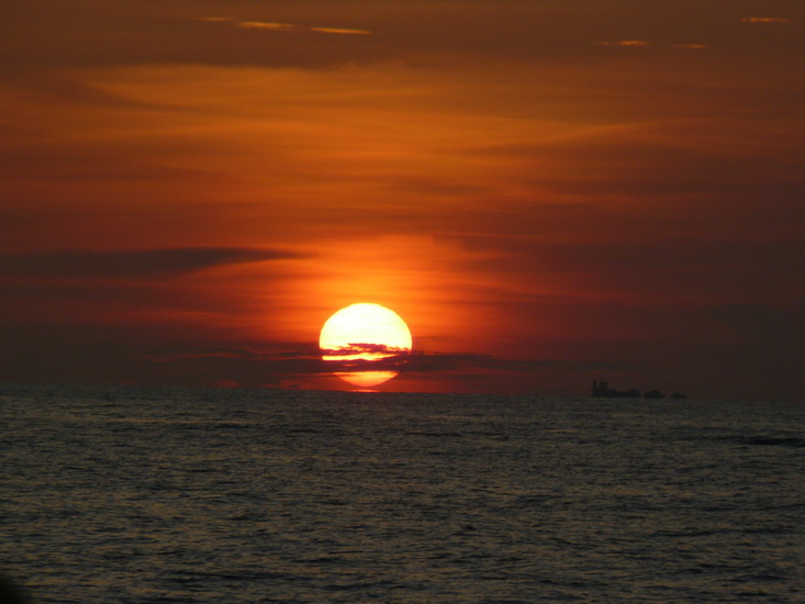 ลากันด้วยภาพนี้น่ะครับ
ขออภัยในวาจาที่อาจจะไม่สุภาพ
ภาพอาจจะไม่เหมาะสม
ทริปหน้าค่อยพบกันใหม่น่ะคร