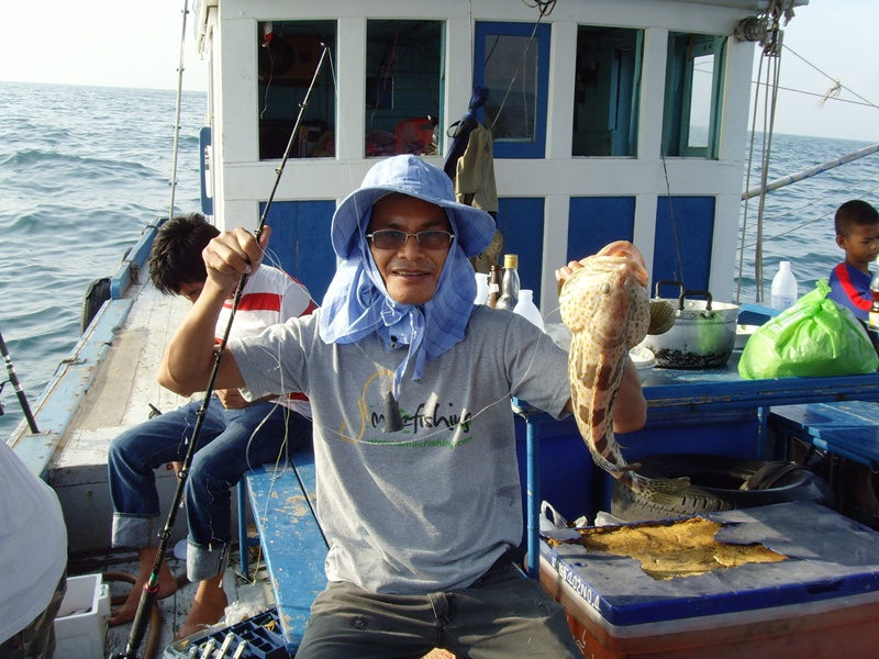 ภาพพี่บุญเลี้ยงไปเก็บเบ็ต
ทำไมปลาไม่กิน
 :laughing: :laughing: