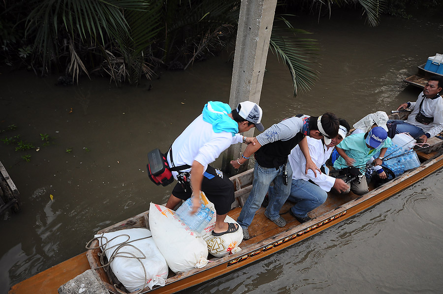 เที่ยวแรกเต็มแล้ว ออกเรือได้เลยคร๊าบบบ :grin: :grin: :grin: