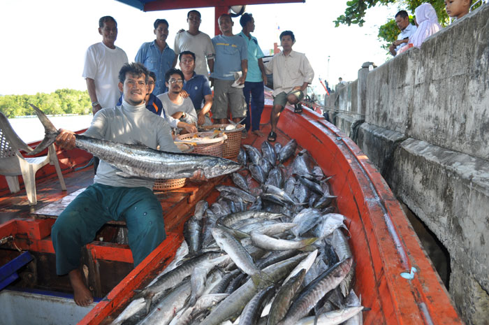 ล่าอินทรีย์ ปากบารา สตูล โดยทีมงาน นาสาร R&C fishing สุราษฎร์ธานี(วีดีโอ)มาให้ชม