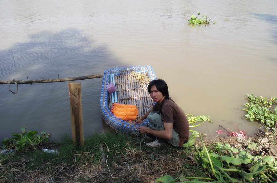 ขอหล่อด้วยสักรูป.....วันก่อนพายจากบ้านมาที่สะพาน ประมาณ 500 เมตร 
ขาไปพายตามน้ำ ไม่ค่อยเท่าไหร่ 10 