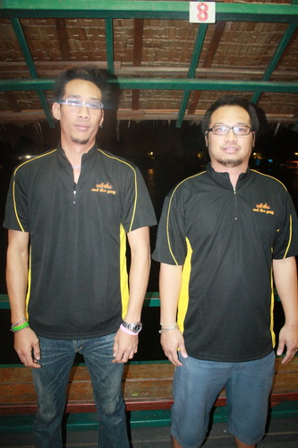 ประกาศถึงสมาชิกทุกท่านที่ต้องการเสื้อ รบกวนแจ้งความประสงค์ที่ผมผ่านทาง 083-7037721 หรือ PM ก็ได้ครับ