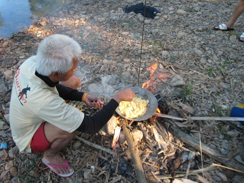 แต่ก็ไม่หนีไข่เหมือนเดิมมื้อเช้านี้...