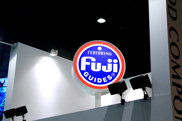 ถัดมาเป็นราชาแห่งไกด์ครับ FUJI 