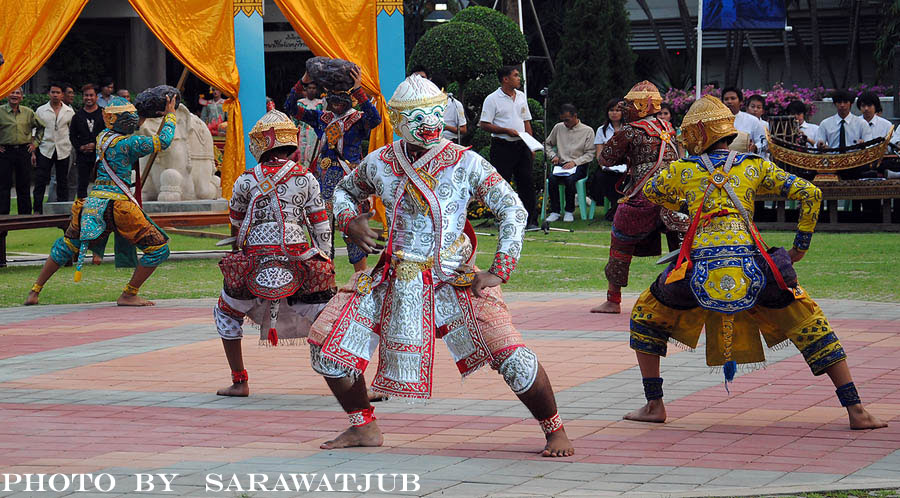 ที่  ม.ราชภัฏพระนคร   บางเขนครับ  เป็นกิจกรรมที่  มหาลัย  เค้าจัดขึ้น