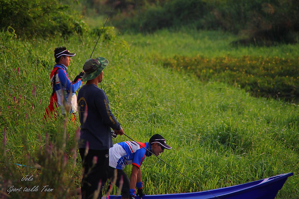 งานเข้าต้องพายเรือไปเก็บเหยื่อให้อิน้องเต้อีก :cheer: :cheer: :cry: :cry: :cry: :cry: :cry: :cheer: 