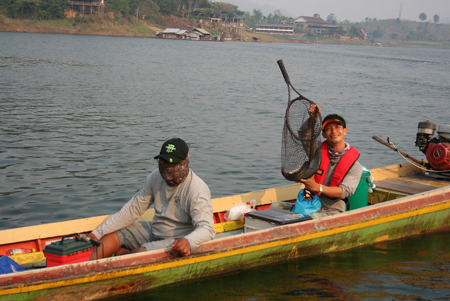 มาแร๊ะพวก...."เรือตาย".... :laughing: :laughing: :laughing: :laughing: