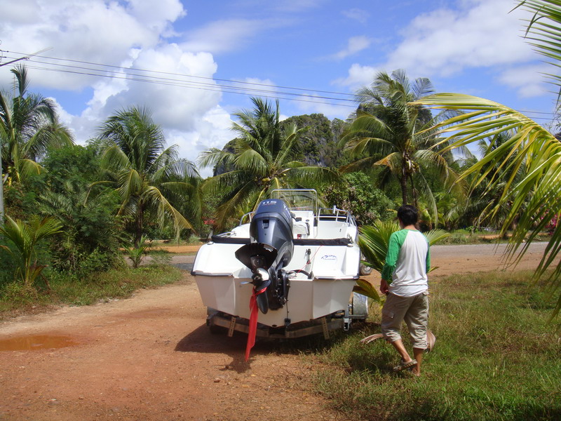 ถึงท่าเรือแล้วครับ :grin: