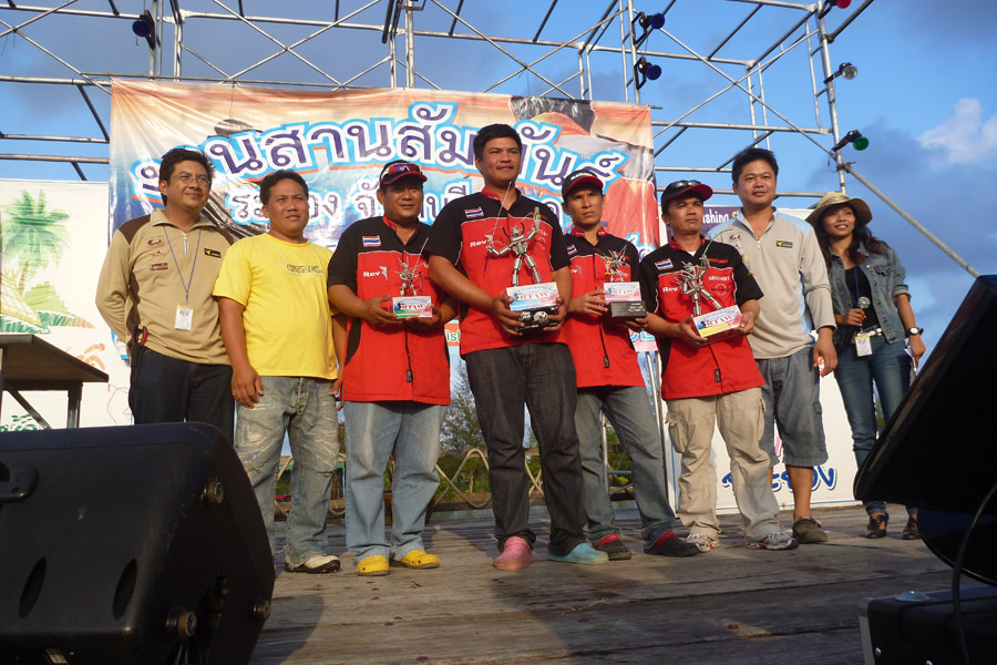 งานแข่งขันตกปลาสานสัมพันธ์ภาคตะวันออก  Eastern Lure Fishing

18 มีนาคม 2555

ปลารวมอันดับ 1 โอมแ