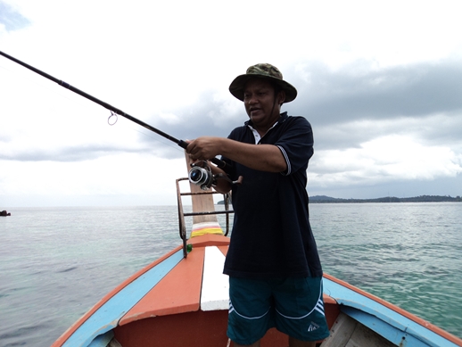 ทริป ตกปลาหากับข้าวๆๆ กับก๊วนเพื่อน ของ  Lipe corner  Tour