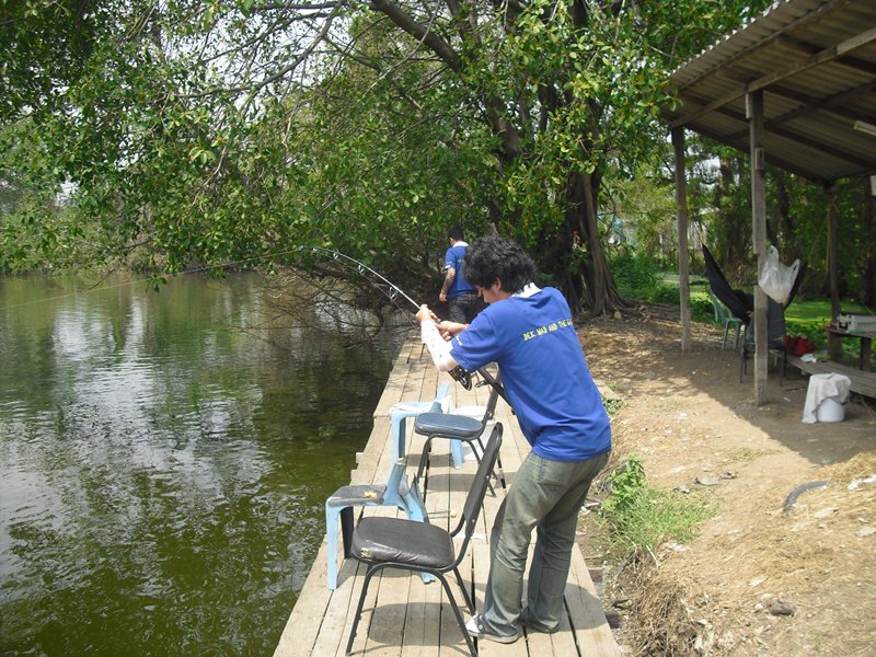 เกือบงานงอก  :laughing: