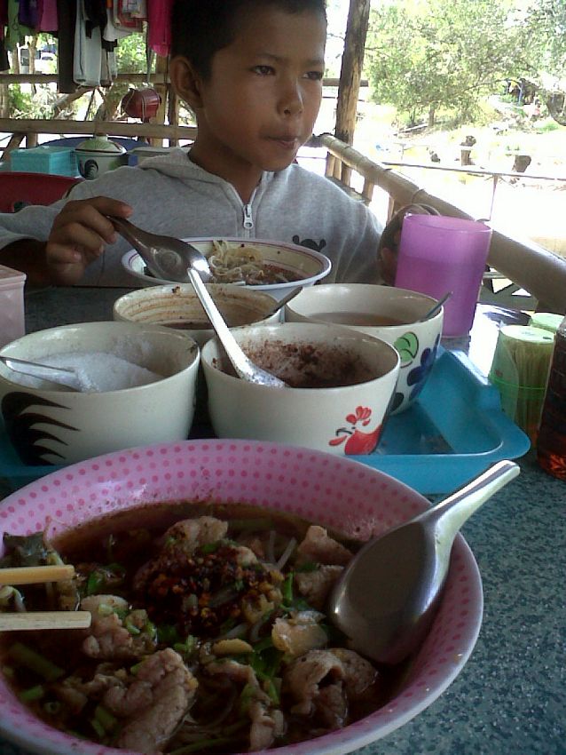 หิวน่าดู ลูกน้องผม