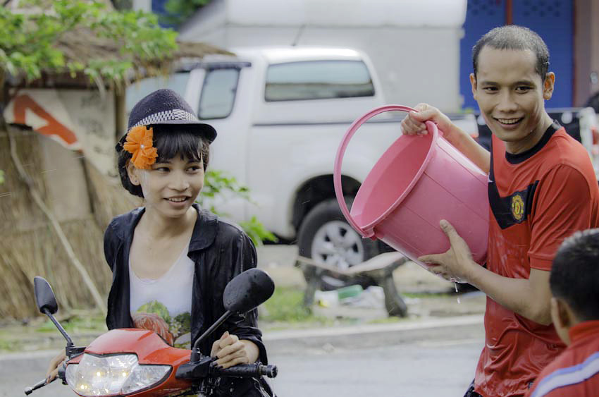 คนเล่นมีความสุข 
คนถ่ายก็มีความสุข