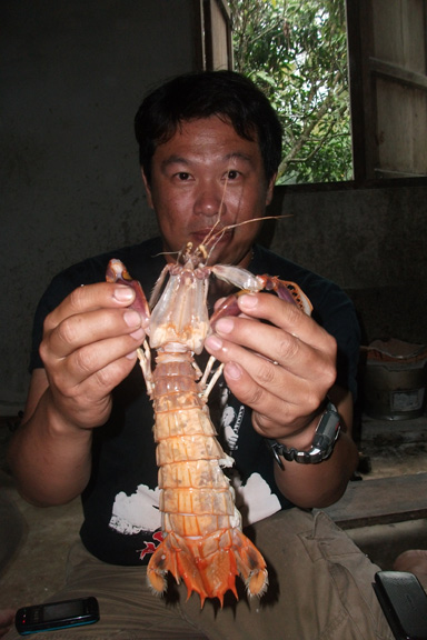 อาหารมื้อแรกที่ตราด คนตราดเค้าบอกว่าเนี่ยเล็กแล้ว :grin: :grin: :grin: