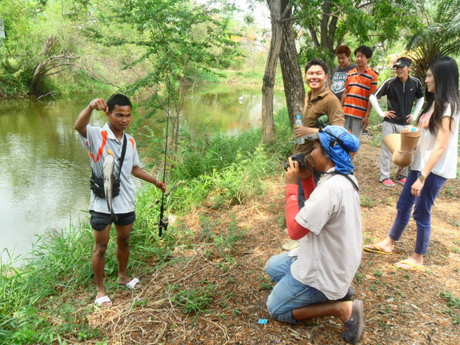 อ่ะทีมผู้สื่อข่าวมาถ่ายรูปล่ะครับ 

 :love: :love: :love:

ดึกมากๆแล้วครับผมขอตัวเอาหัวซุกหมอนนอ